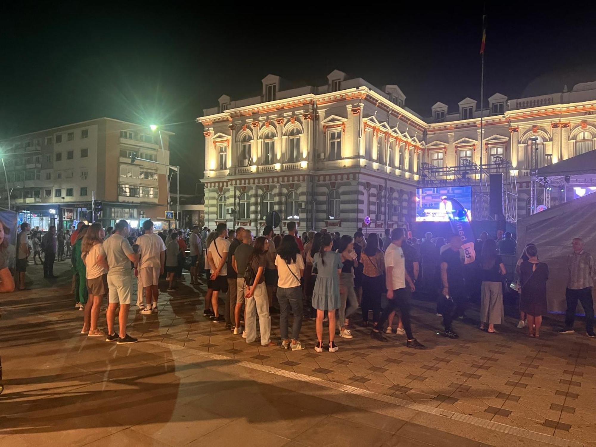 Central Trei Camere Bacau Ngoại thất bức ảnh