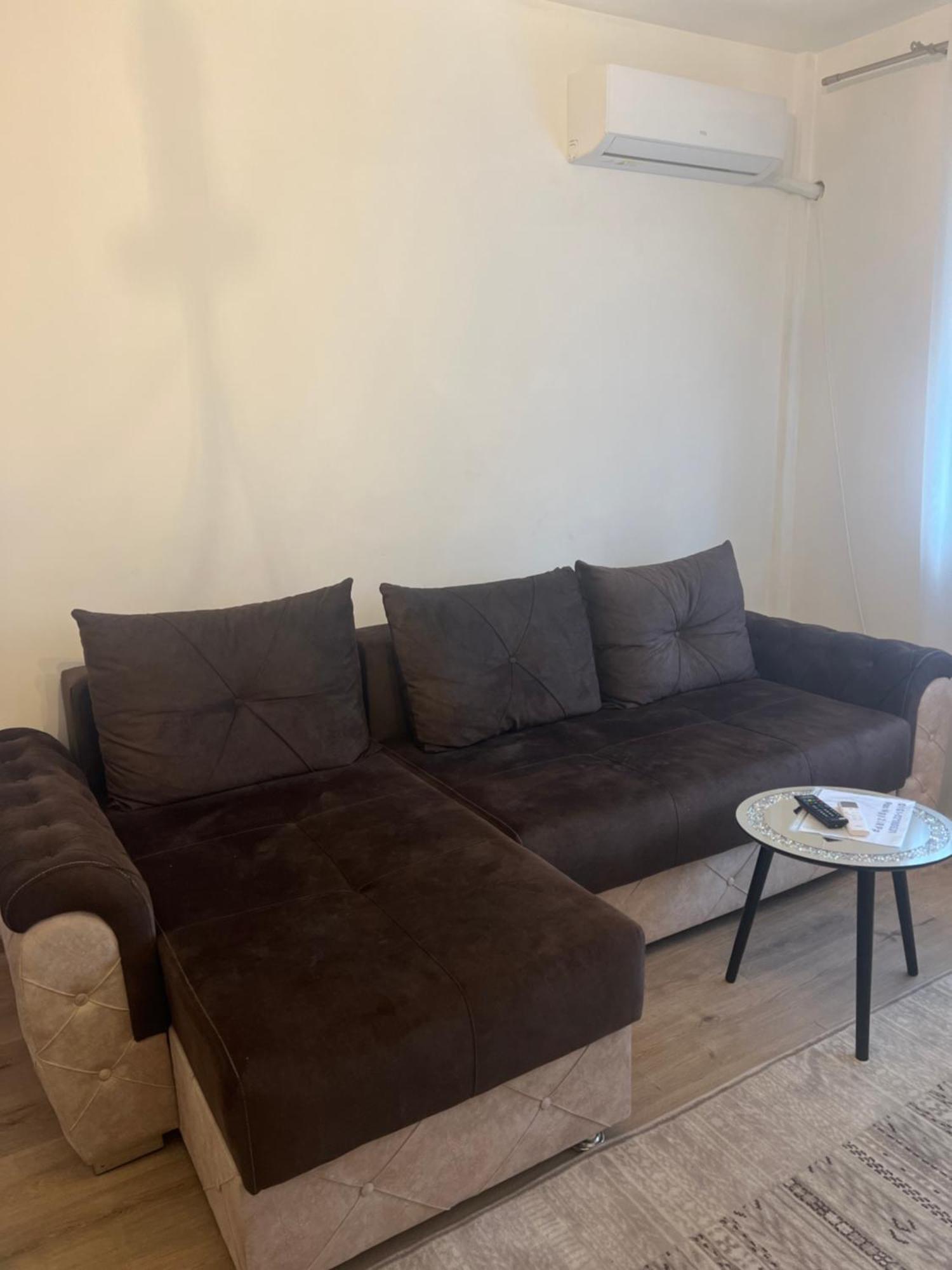 Central Trei Camere Bacau Ngoại thất bức ảnh